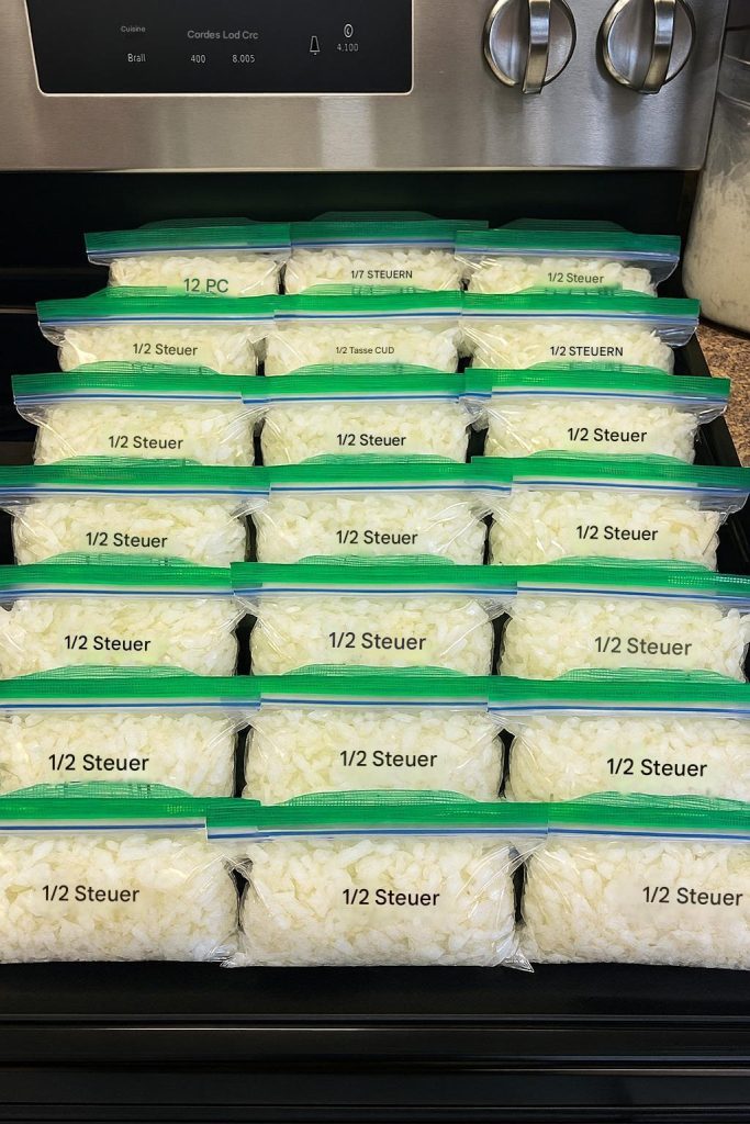 E32d8f17 51db 4b64 a780 025d93551943 683x1024