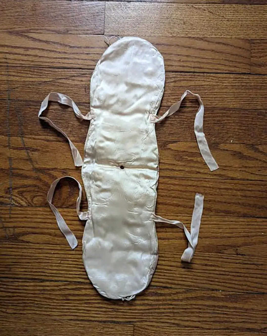 Je lai trouve parmi les affaires de ma grand mere et je nai jamais pu comprendre ce que cetait.jpg