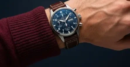 Que signifie porter une montre au poignet droit.jpg