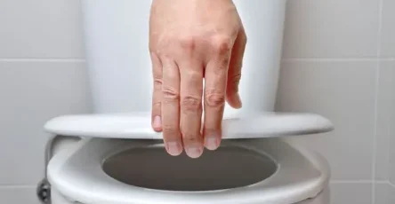 Vous devez savoir ceci si vous faites partie de ceux qui se levent la nuit pour aller uriner.jpg